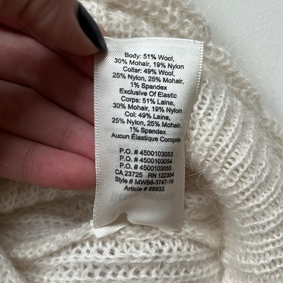 Aritzia Little Moon gardenia wool mohair sweater - Picture 6 of 8